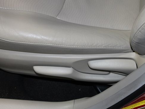 Used 2013 Toyota Prius Three image 8