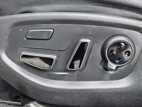 Used 2018 Genesis G80 3.3T Sport image 5