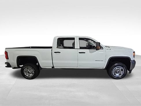 Used 2019 GMC Sierra 2500 4x4 Crew Cab w/ Sierra Convenience Package image 6