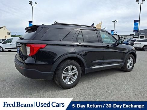 Used 2023 Ford Explorer XLT AWD/4WD image 17