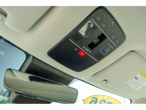 Used 2026 Hyundai Palisade SEL Premium FWD image 32