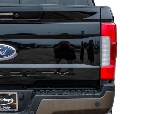 Used 2017 Ford F250 King Ranch w/ King Ranch Ultimate Package AWD/4WD image 52