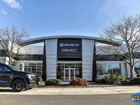 Used 2025 Chevrolet Silverado 2500 LTZ w/ LTZ Premium Package image 27