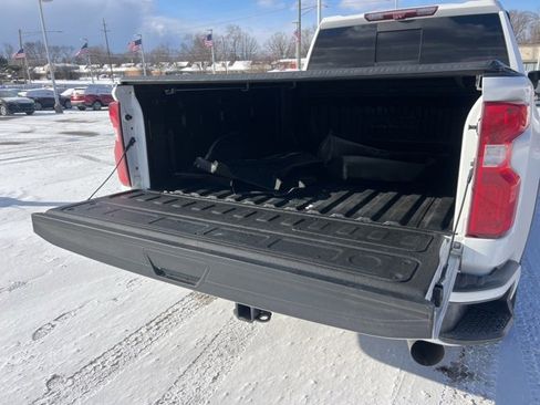 Used 2020 Chevrolet Silverado 2500 High Country w/ Z71 Off-Road Package image 25