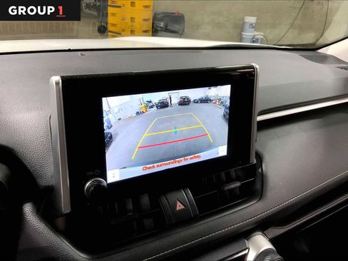 Used 2023 Toyota RAV4 LE AWD/4WD image 27