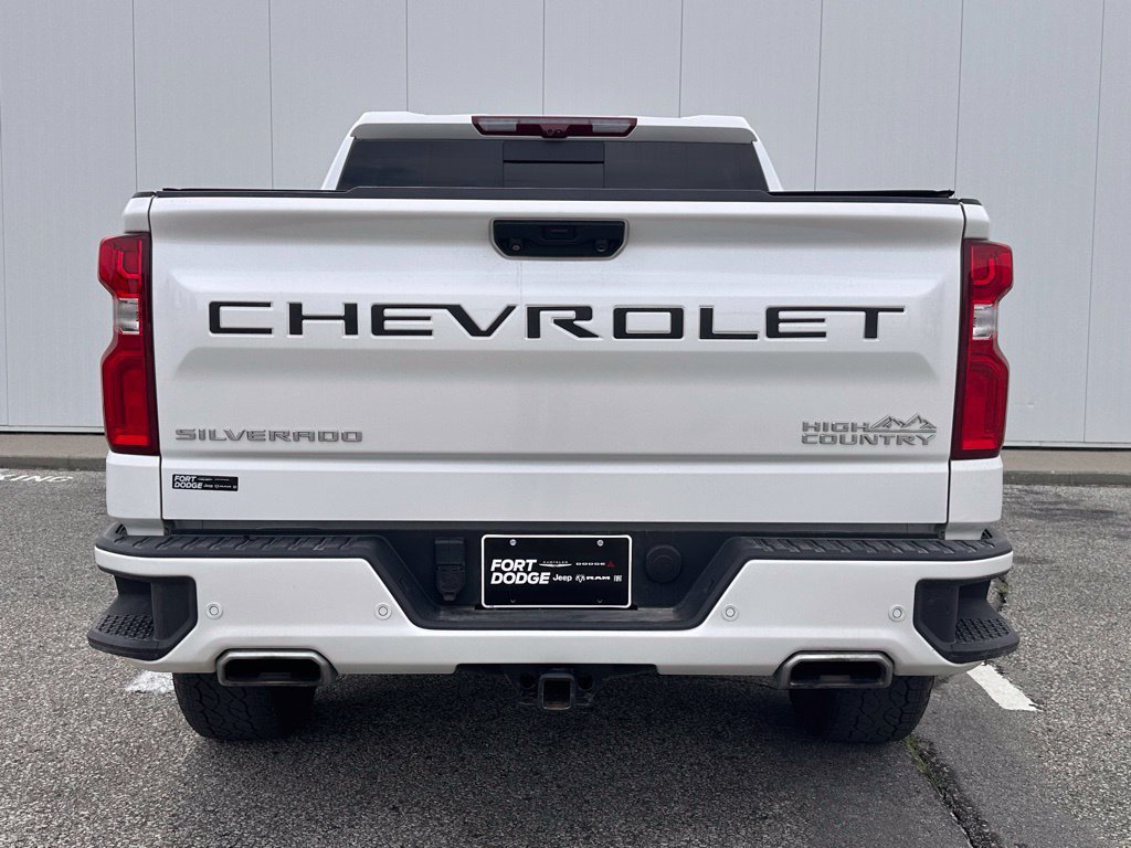 Used 2023 Chevrolet Silverado 1500 High Country w/ Technology Package AWD/4WD image 5
