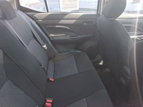Used 2025 Nissan Versa SV image 18