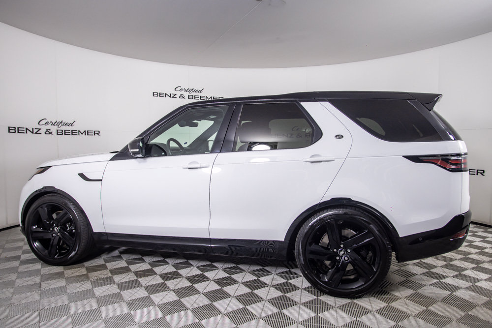 Used 2024 Land Rover Discovery Metropolitan Edition AWD/4WD image 13