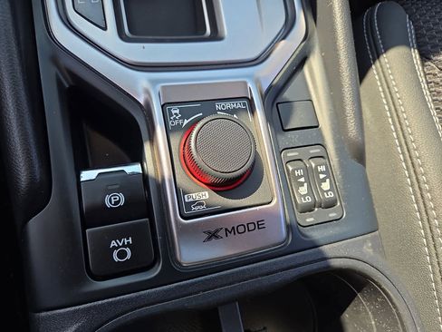 Used 2023 Subaru Forester Premium AWD/4WD image 25