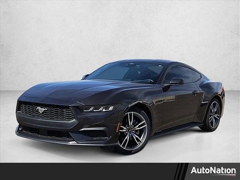 Used 2024 Ford Mustang Coupe RWD image 1