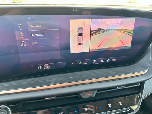 New 2025 Buick Envision Avenir image 17