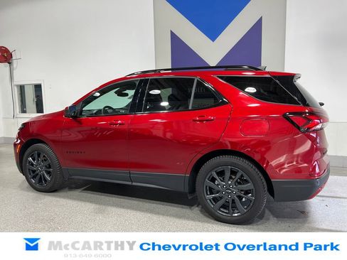 Used 2023 Chevrolet Equinox RS AWD/4WD image 7