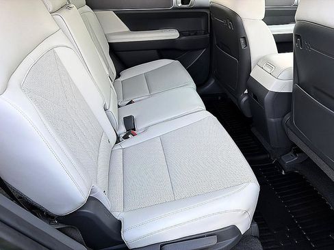 Certified 2026 Hyundai Santa Fe SEL AWD/4WD image 24