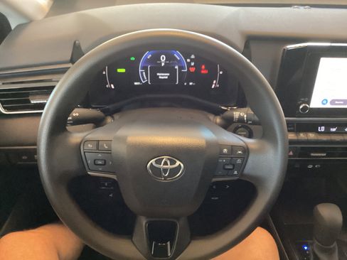 Certified 2025 Toyota Camry LE FWD image 11