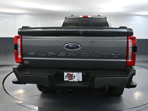Used 2023 Ford F250 Lariat w/ Tremor Off-Road Package image 7