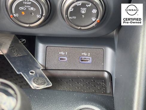 Certified 2024 Nissan Z Performance w/ Floor Mat Package image 27