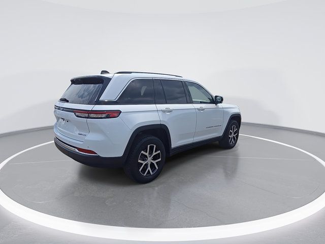 Used 2024 Jeep Grand Cherokee Limited w/ Luxury Tech Group II AWD/4WD image 9