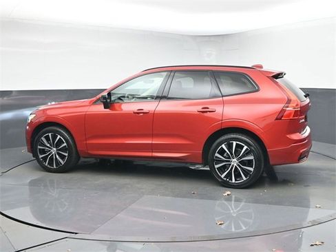 Used 2023 Volvo XC60 B5 Plus w/ Protection Package Premier image 5