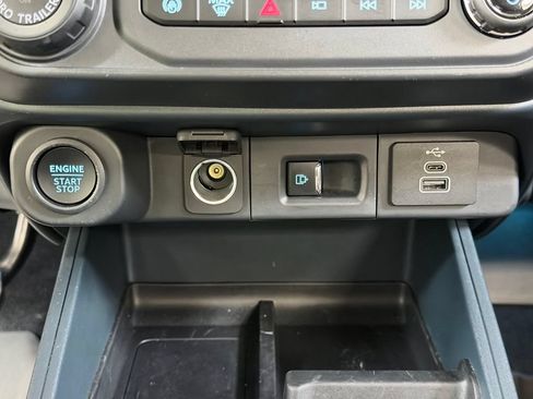 Used 2026 Ford Maverick Tremor AWD/4WD image 46