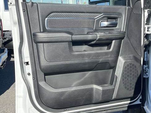 New 2026 RAM 2500 Big Horn AWD/4WD image 11