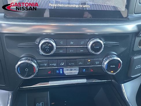 Used 2023 Ford F150 Lariat image 45