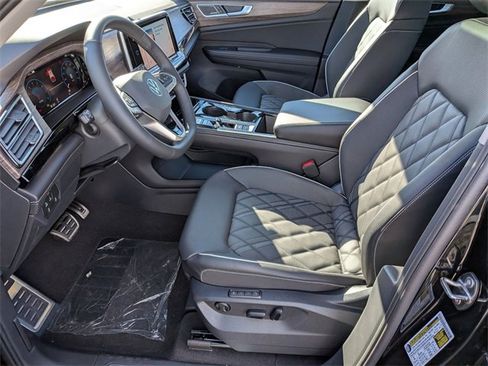 New 2026 Volkswagen Atlas SEL Premium R-Line image 10