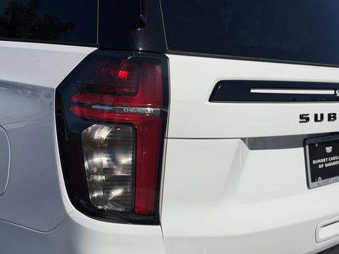 Used 2024 Chevrolet Suburban RST w/ Luxury Package image 9