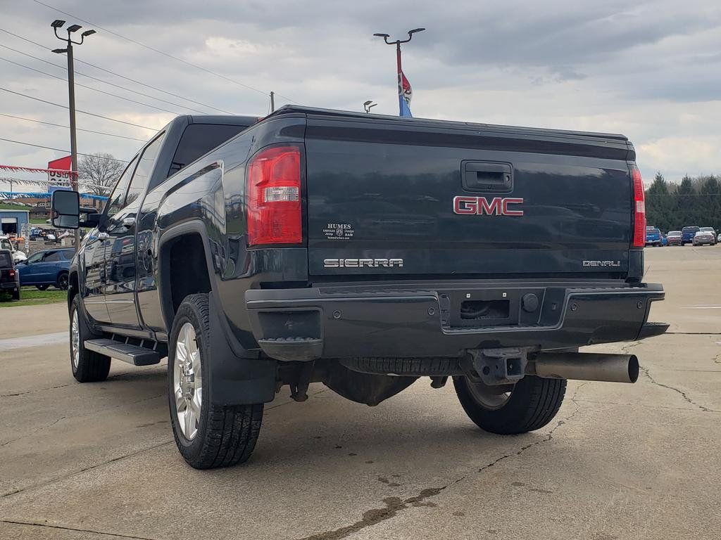 Used 2018 GMC Sierra 2500 Denali w/ Duramax Plus Package AWD/4WD image 6