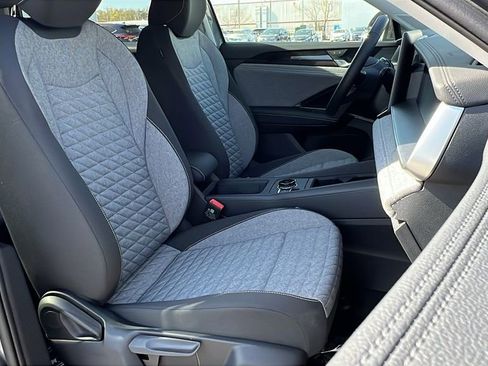 New 2026 Volkswagen Tiguan S image 10