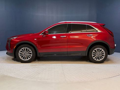 Certified 2025 Cadillac XT4 Premium Luxury FWD image 2