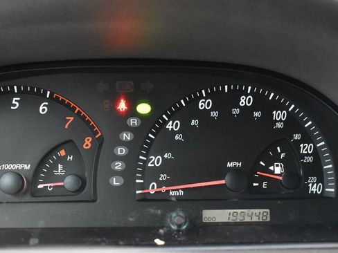 Used 2004 Toyota Camry LE FWD image 11