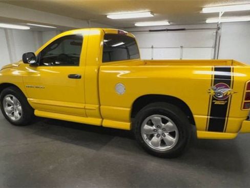 Used 2004 Dodge Ram 1500 Truck SLT w/ Sport Appearance Group image 6
