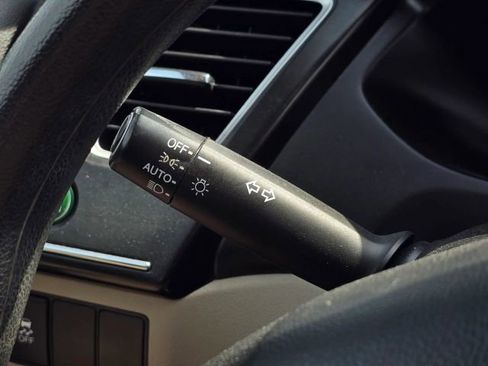 Used 2015 Honda Civic EX image 29