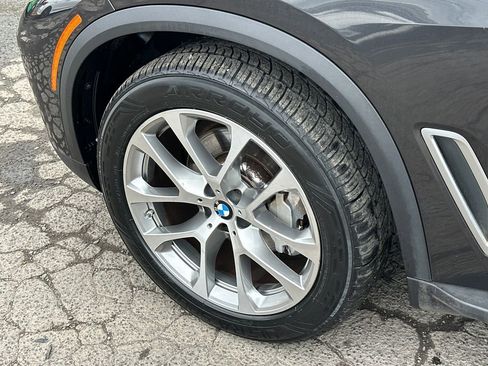 Used 2023 BMW X5 xDrive40i image 12