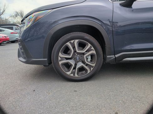 Used 2025 Subaru Ascent Touring w/ Popular Package #2 image 16