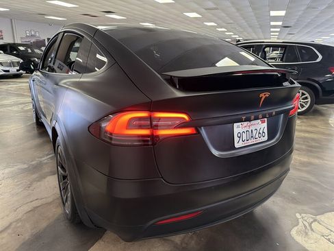Used 2018 Tesla Model X 75D AWD/4WD image 8