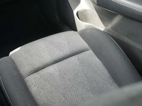 Used 2024 Nissan Rogue SV AWD/4WD image 22
