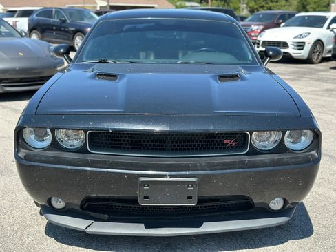 Used 2012 Dodge Challenger R/T RWD image 2