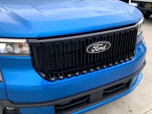 Used 2025 Ford Maverick Lobo image 29