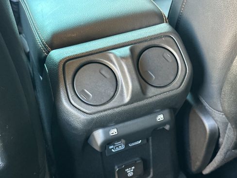 Used 2024 Jeep Wrangler Unlimited Sahara w/ Safety Group AWD/4WD image 13