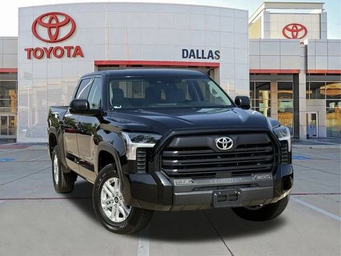 Used 2024 Toyota Tundra SR5 w/ SR5 Convenience Package AWD/4WD image 1