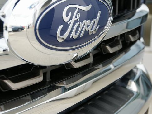 New 2025 Ford F250 King Ranch w/ Chrome Package image 8