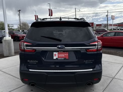 Used 2023 Subaru Ascent Limited w/ Technology Package AWD/4WD image 4
