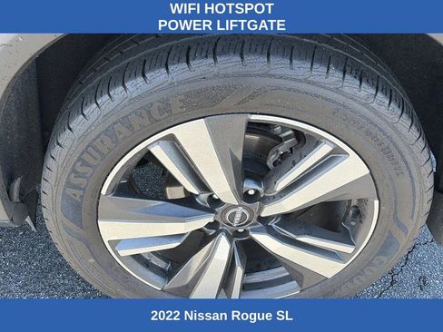 Used 2022 Nissan Rogue SL w/ SL Premium Package image 9