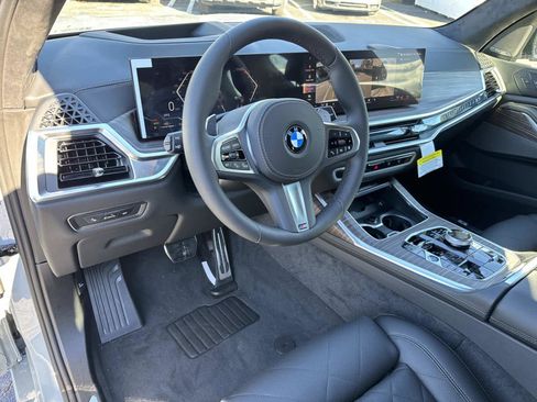New 2026 BMW X7 xDrive40i w/ Executive Package image 21