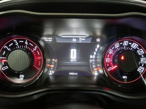 Used 2016 Dodge Challenger R/T Plus image 16