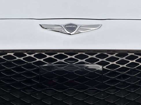 Used 2023 Genesis G70 2.0T w/ Sport Prestige Package AWD/4WD image 9