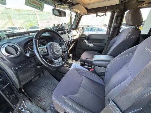 Used 2013 Jeep Wrangler Unlimited Rubicon w/ Connectivity Group AWD/4WD image 13