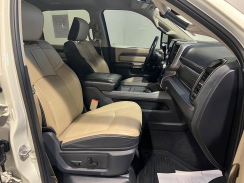 Used 2023 RAM 3500 Limited image 34