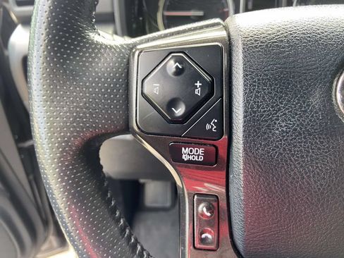 Used 2023 Toyota 4Runner TRD Off-Road Premium w/ Moonroof Package AWD/4WD image 34